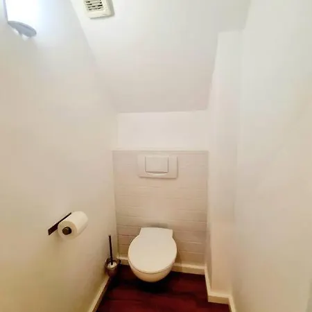 Appartement Cosy 2 Bedrooms Flat With Parking